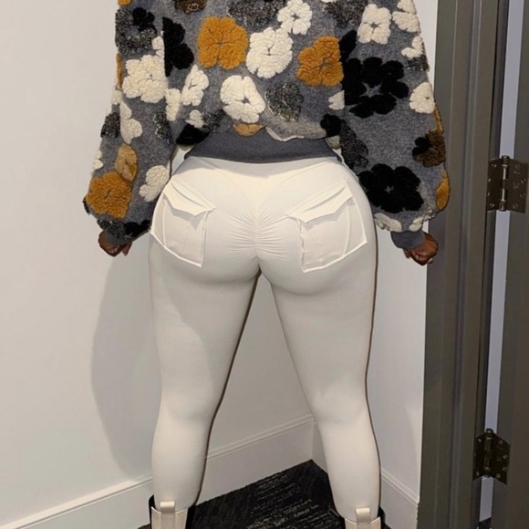 Like Roses jacket - Picture 2 of 2